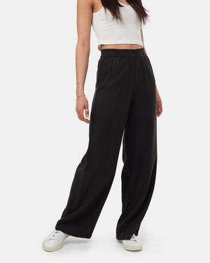 Black-Eco-Friendly-High-Rise-Pant