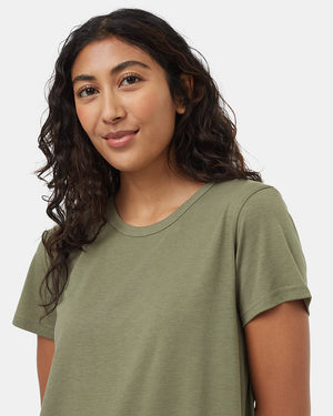 Green-Knee-Length-Slitted-T-Shirt-Dress