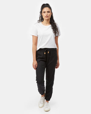 Black Women's Tencel Lightweight Trouser